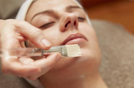 Personalised facial treatment 50 mins